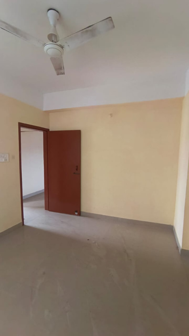 Unfurnished 3bhk in down town hospital, GS Road, Bormotoria, Guwahati, Assam, India for Rent